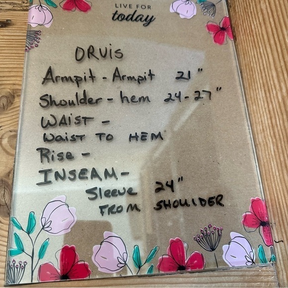 Orvis black and creamy white linen rayon top - Picture 13 of 13